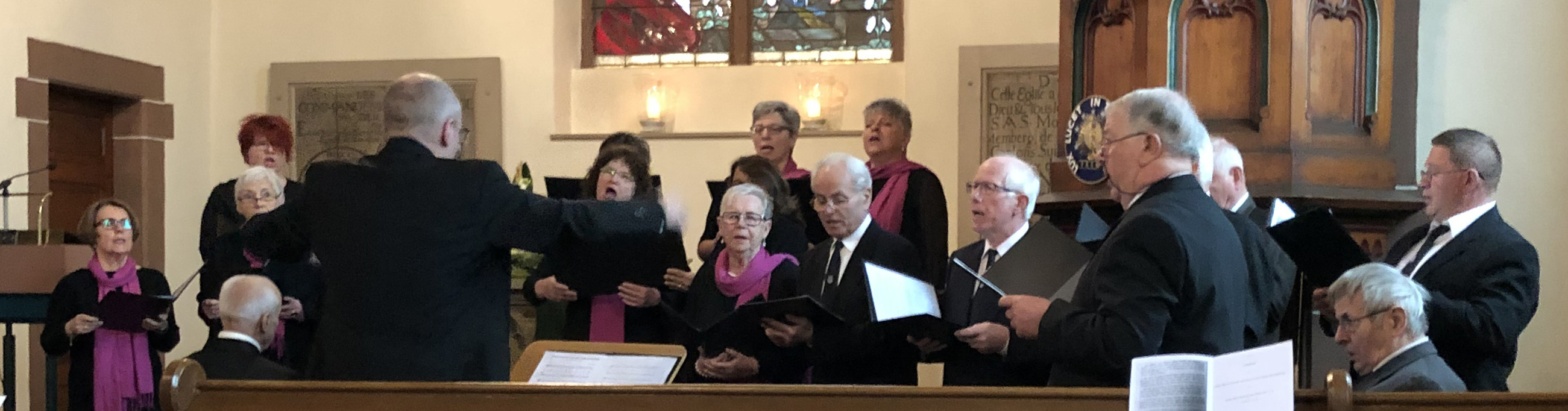 Der Stammchor umrahmt den Gottesdienst zur goldenen Hochzeit © Privat