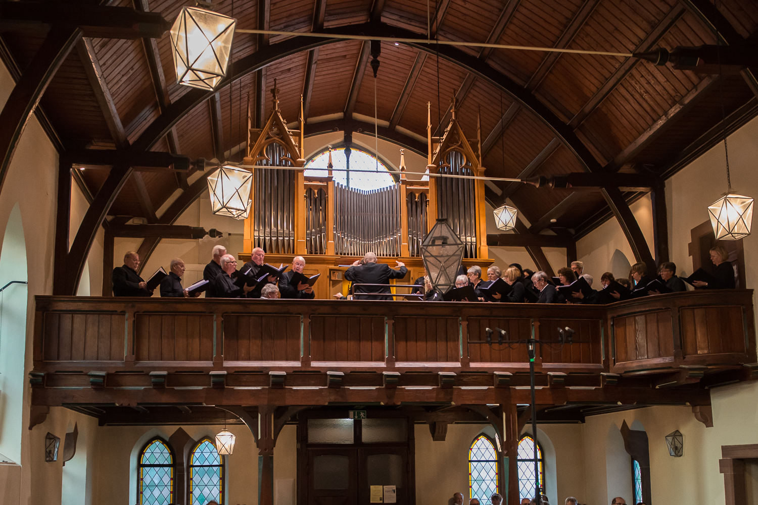 Stammchor und Projektchor bei der Deutschen Messe - Orgel: Markus Bieringer © Harmonie Palmbach/Mario Abel